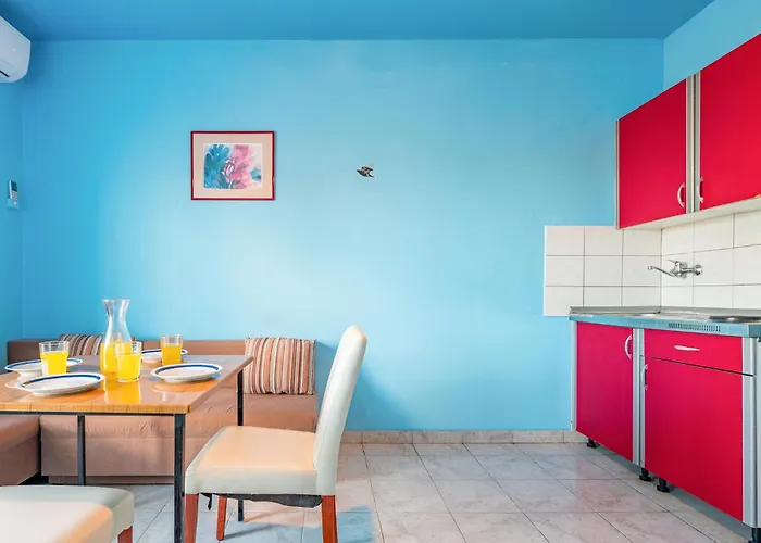 1 Bedroom Amazing In Апартаменты Повляна