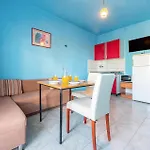 Apartament Cozy In With House Sea View Povljana