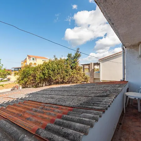 1 Bedroom Amazing In *